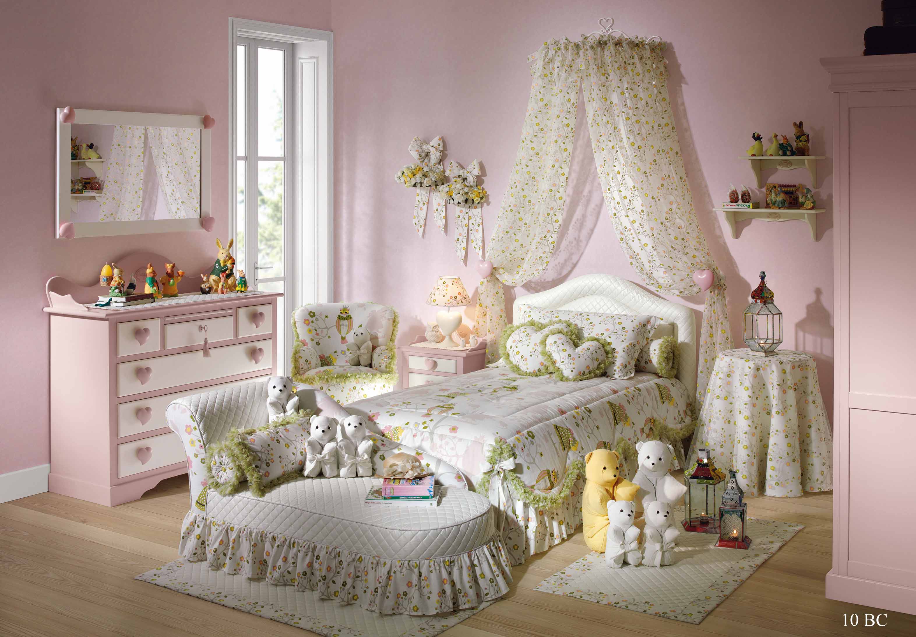 antique girl bedroom furniture