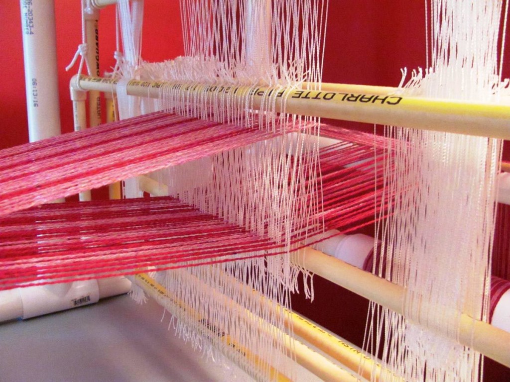 How to Weave a Rag Rug on a Loom